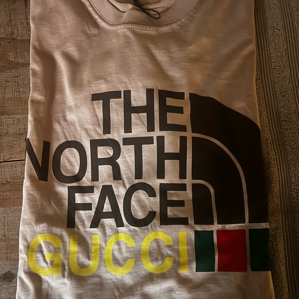Gucci x North Face Shirt